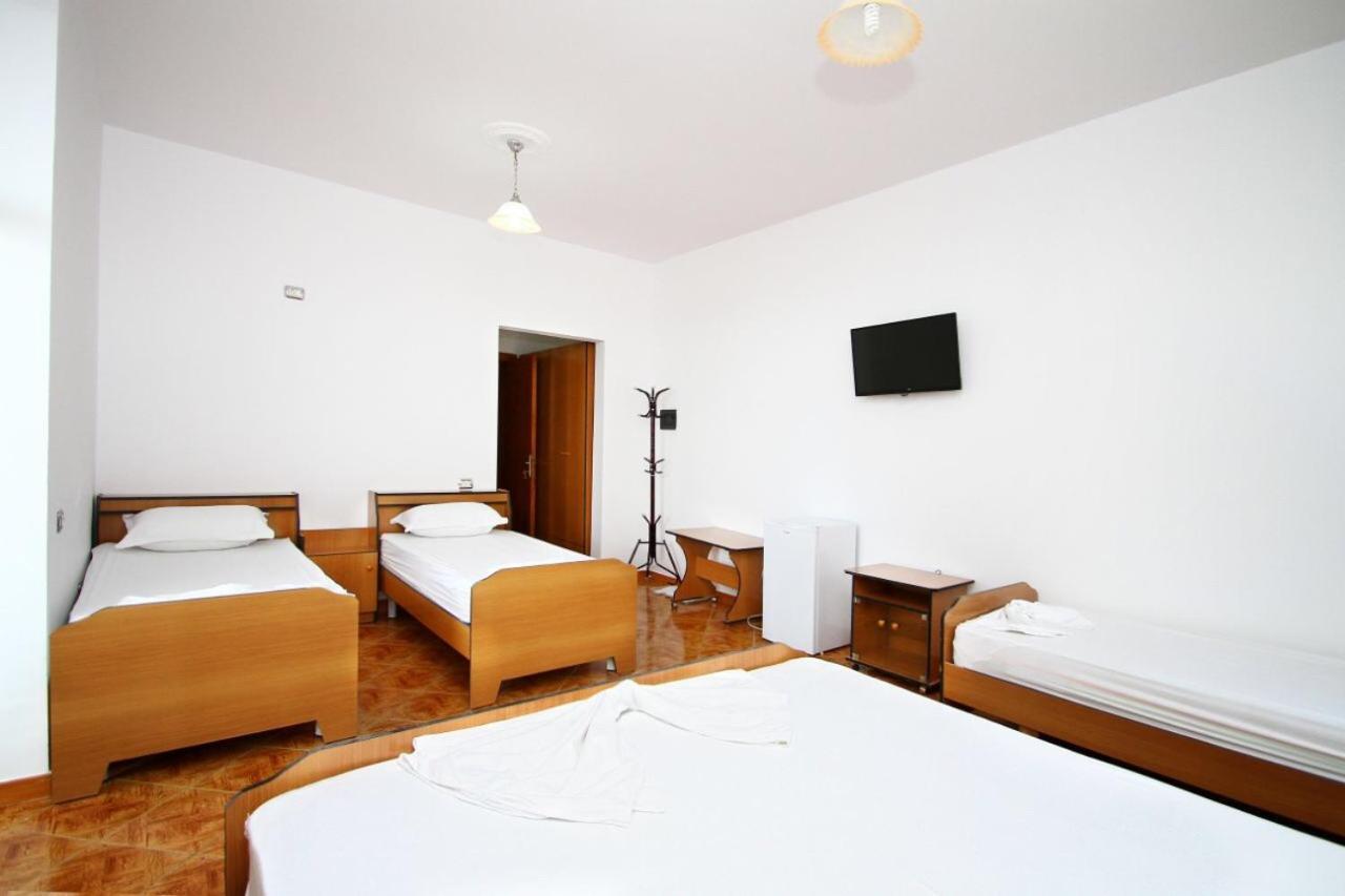 Hotel Europa Wlora Zewnętrze zdjęcie